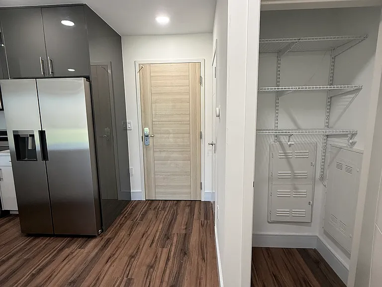 4904 Spruce St #218 — Photo 7