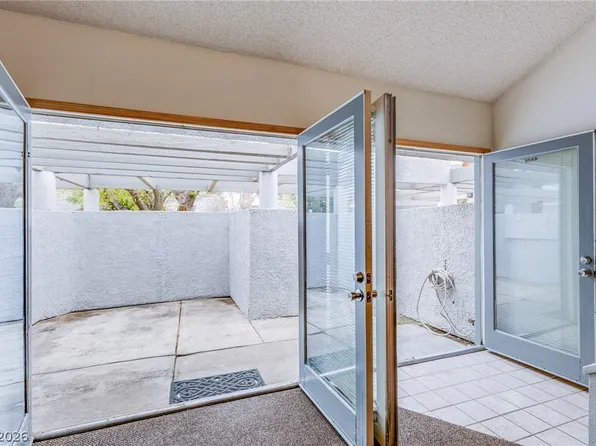 5568 Orchard Ln #140, Las Vegas, NV 89110