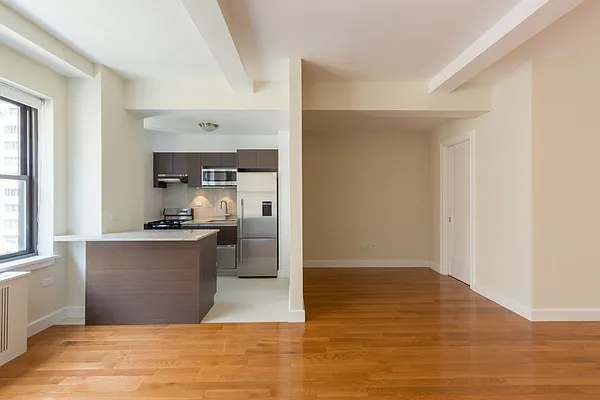 Rented by Stonehenge NYC LLC | media 15