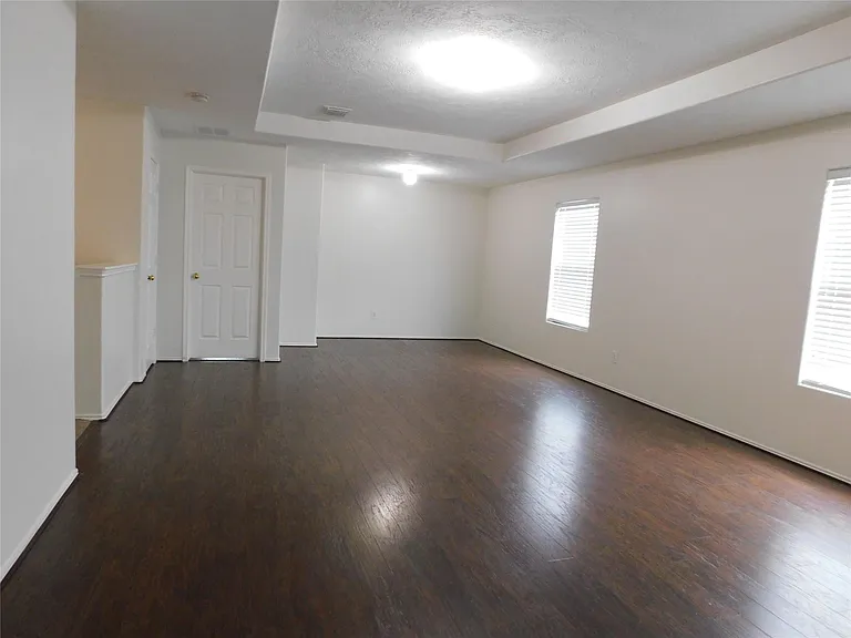 19130 Yaupon Ranch Dr — Photo 17