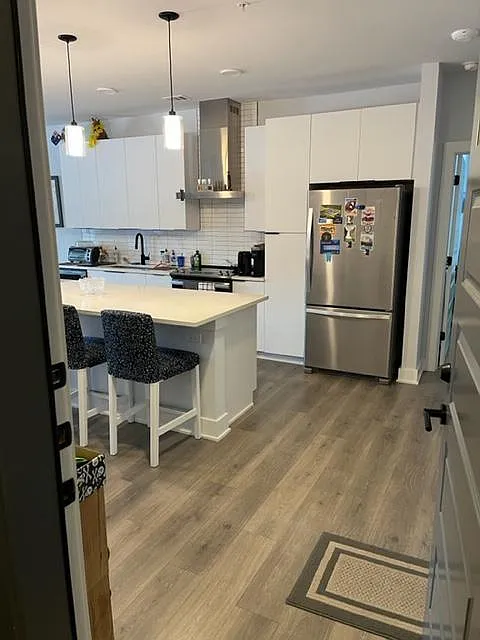 2 bed, 1146 sqft, $2,400 — Photo 2