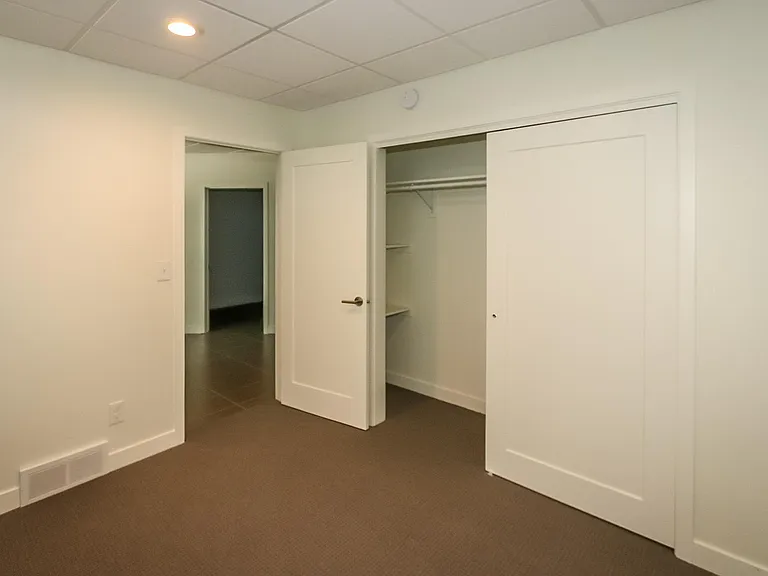 1580 E Sunnyside Ave — Photo 17