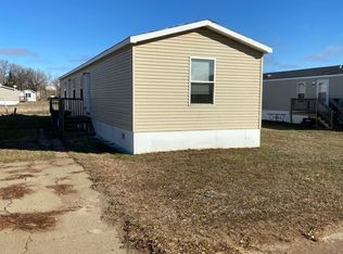 211 C St, Dickinson, ND 58601