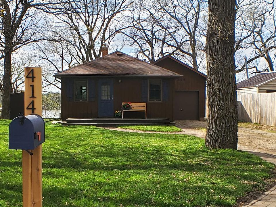 1st image of 414 E Amber Lake Dr
