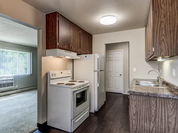 Cottage Terrace Apartments