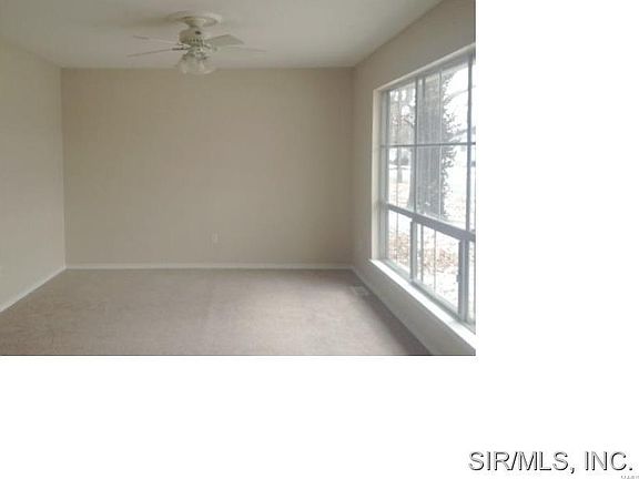 2nd image of 804 W Madison Dr