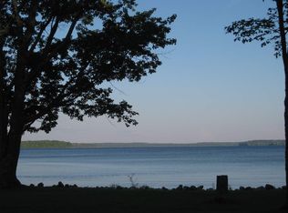 9400 Star Trl, Levering, MI 49755