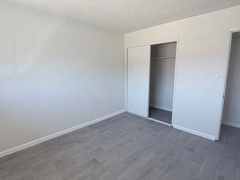 3412 N Chester Ave #C — Photo 15
