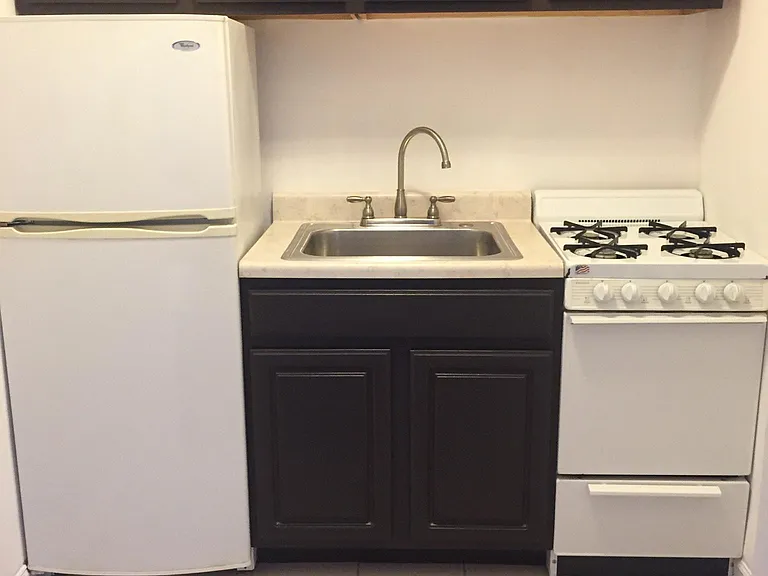 2351 W Wilson Ave #207 — Photo 7