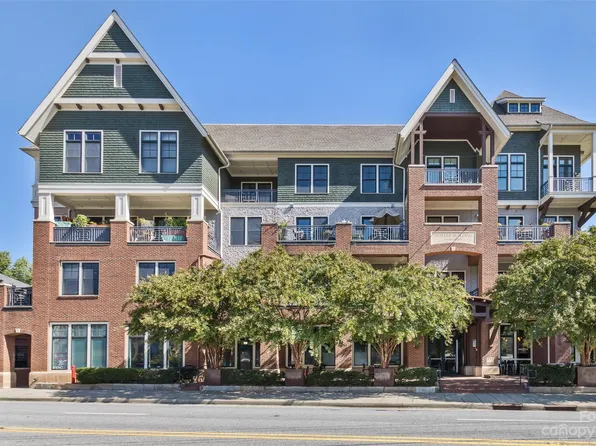 190 Broadway St APT 408, Asheville, NC 28801