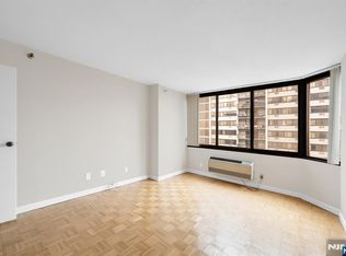 316 Prospect Ave APT 8H, Hackensack, NJ 07601