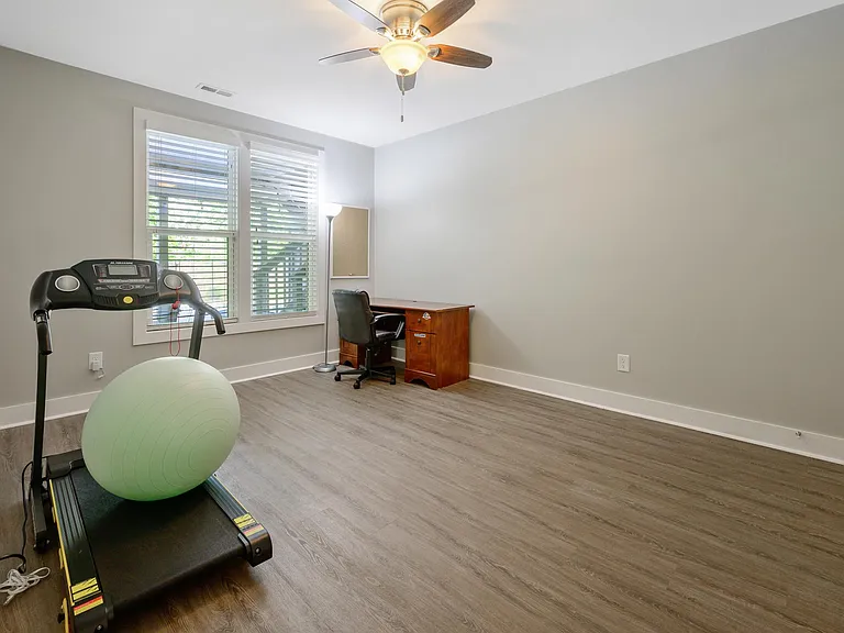 204 Diggory Dr — Photo 20