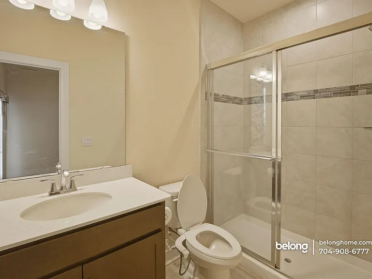 12033 Brooklyn Ave — Photo 8