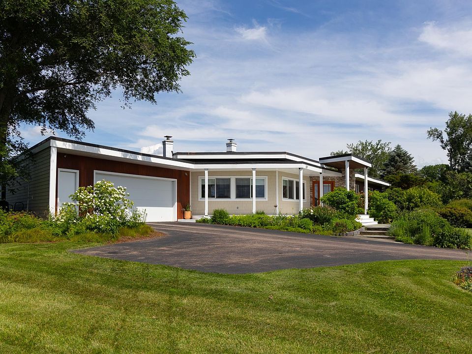 1st image of 323 Buckingham Drive