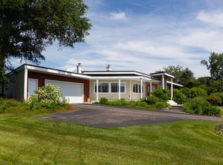 323 Buckingham Dr, Colchester, VT 05446