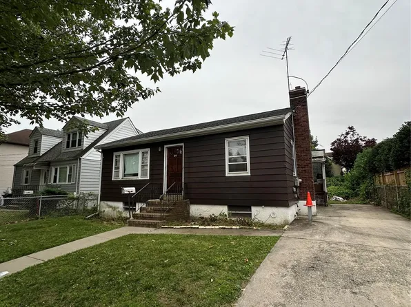 100 Atlantic Avenue, Staten Island, NY 10304