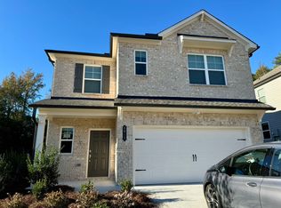 6015 Deer Run St, Fairburn, GA 30213