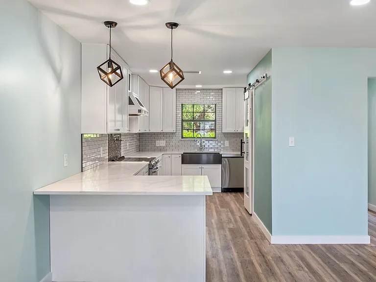 269 Shalimar Dr — Photo 14