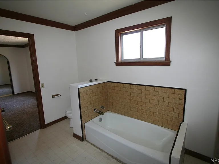 1109 W Aeroplane Blvd — Photo 13