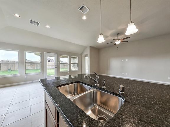 5th image of 19714 Yellow Hibiscus Ln