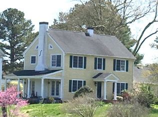 1 White St, Onancock, VA 23417