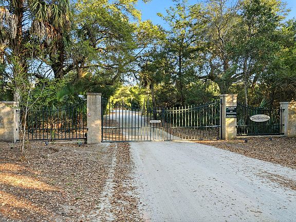 2nd image of 831 Hammocks Way