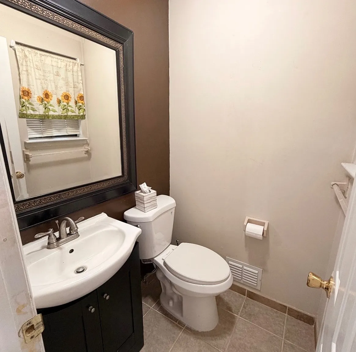 3 bed, 2.5 bath, 1500 sqft, $3,050 — Photo 4