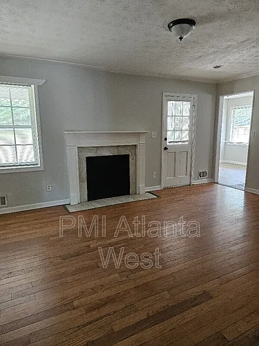 2250 Sandgate Cir Photo 1