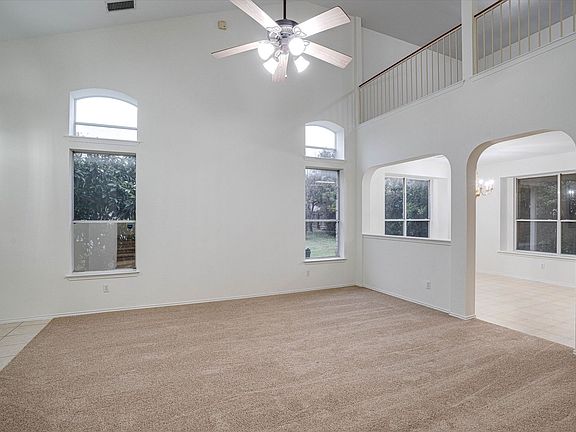 3rd image of 3869 Willie Mays Ln