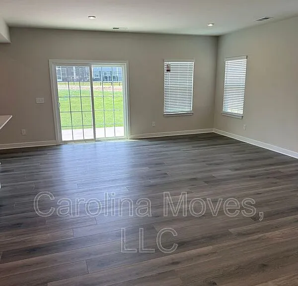 7071 Glass Ct — Photo 8