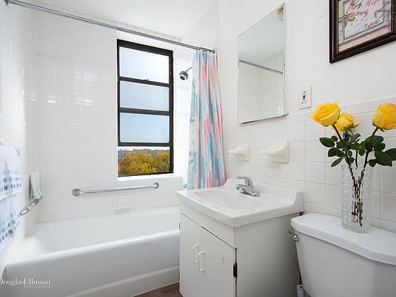4th image of 2440 Amsterdam Ave APT 4I