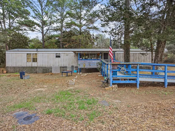 105 S Austin Dr, Paige, TX 78659