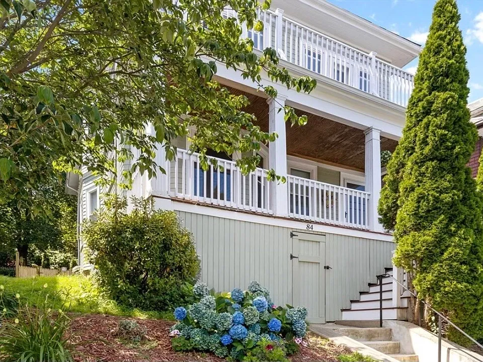 84 Brayton Rd #2