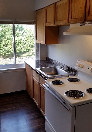 3rd image of 1295 Marcy St SE APT 7