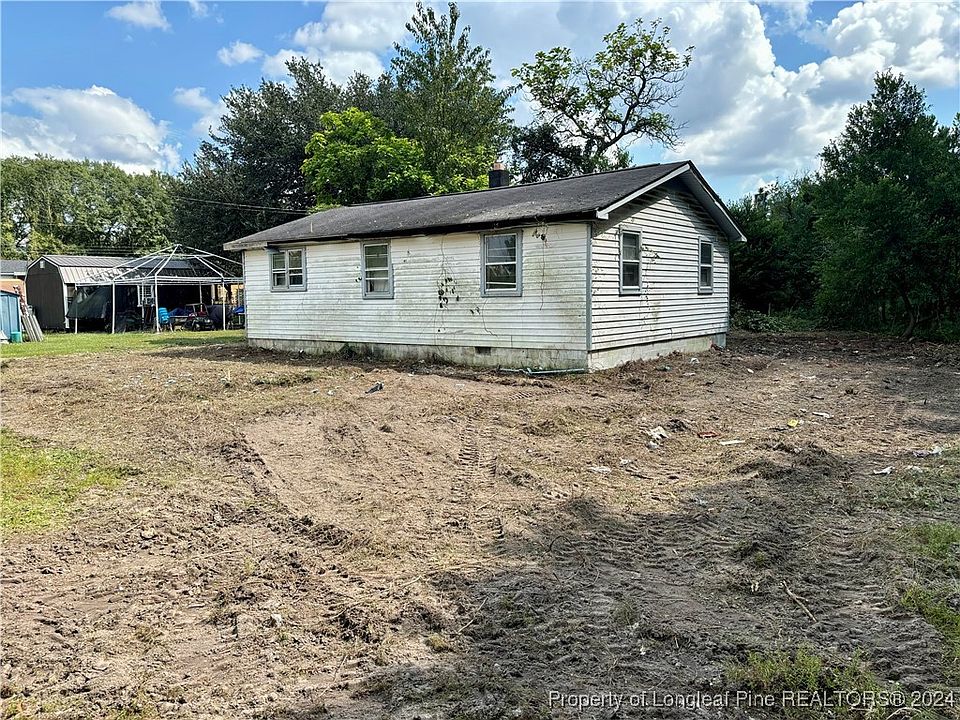 2nd image of 725 Barnes Dr