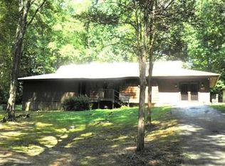 104 Lewis Ln, Laurens, SC 29360