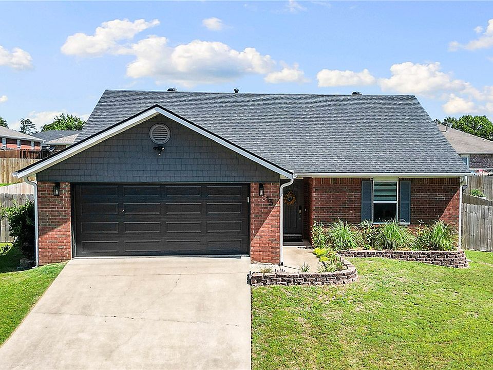 1st image of 13 Greenridge Ln