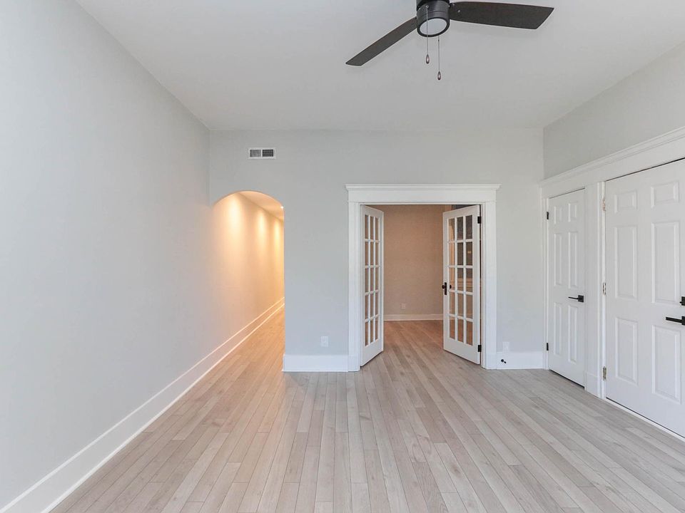 1st image of 601 Graydon Ave APT C1
