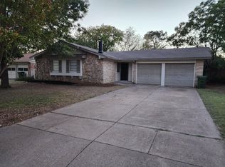 1021 Billie Ruth Ln, Hurst, TX 76053