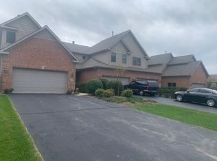 1075 Inverness Dr, Antioch, IL 60002