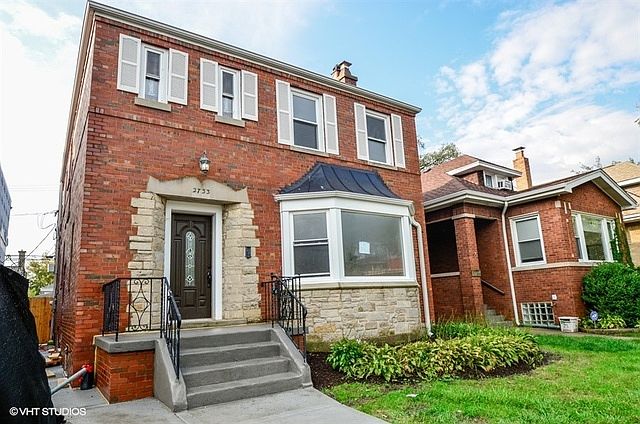 1st image of 2733 W Farwell Ave