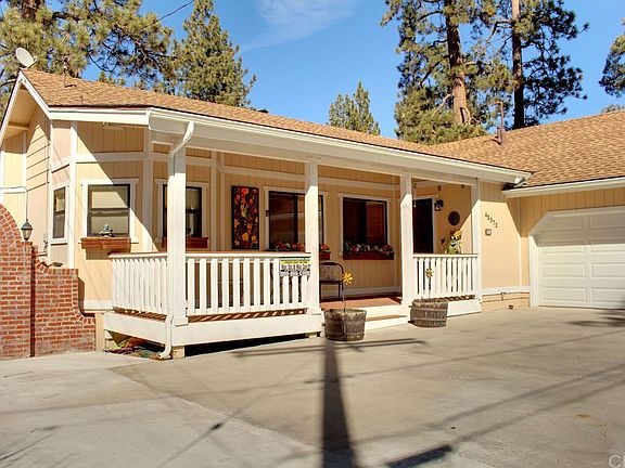 3rd image of 42572 Juniper Dr