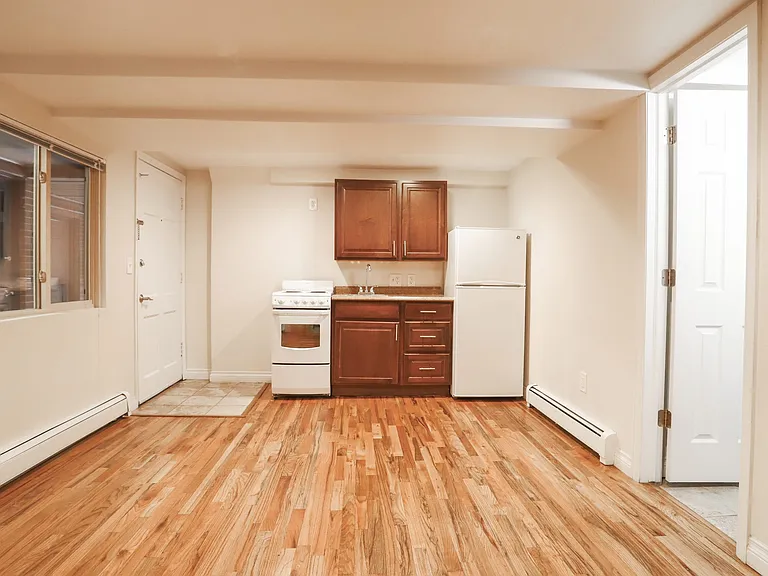 222 Logan — Photo 24
