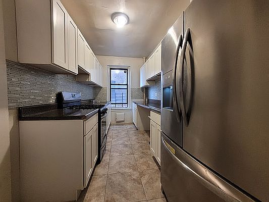 2nd image of 3111 Heath Ave APT 35A