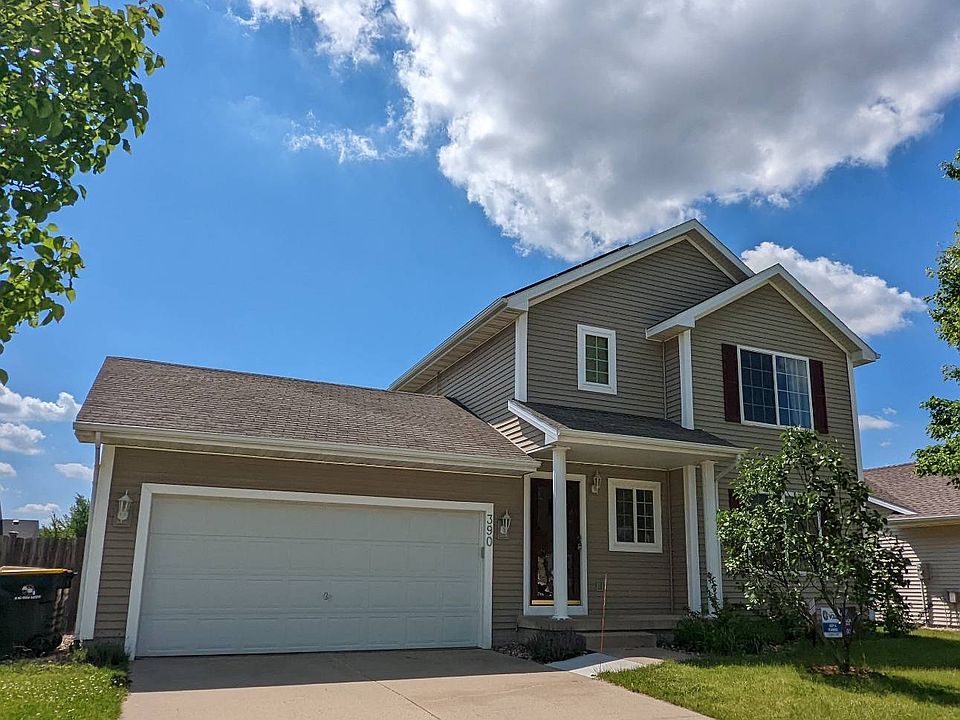 1st image of 390 SE Carefree Ln
