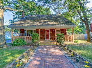 58 Prince St, Patchogue, NY 11772