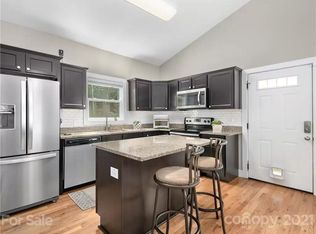 140 Liberty St, Asheville, NC 28803