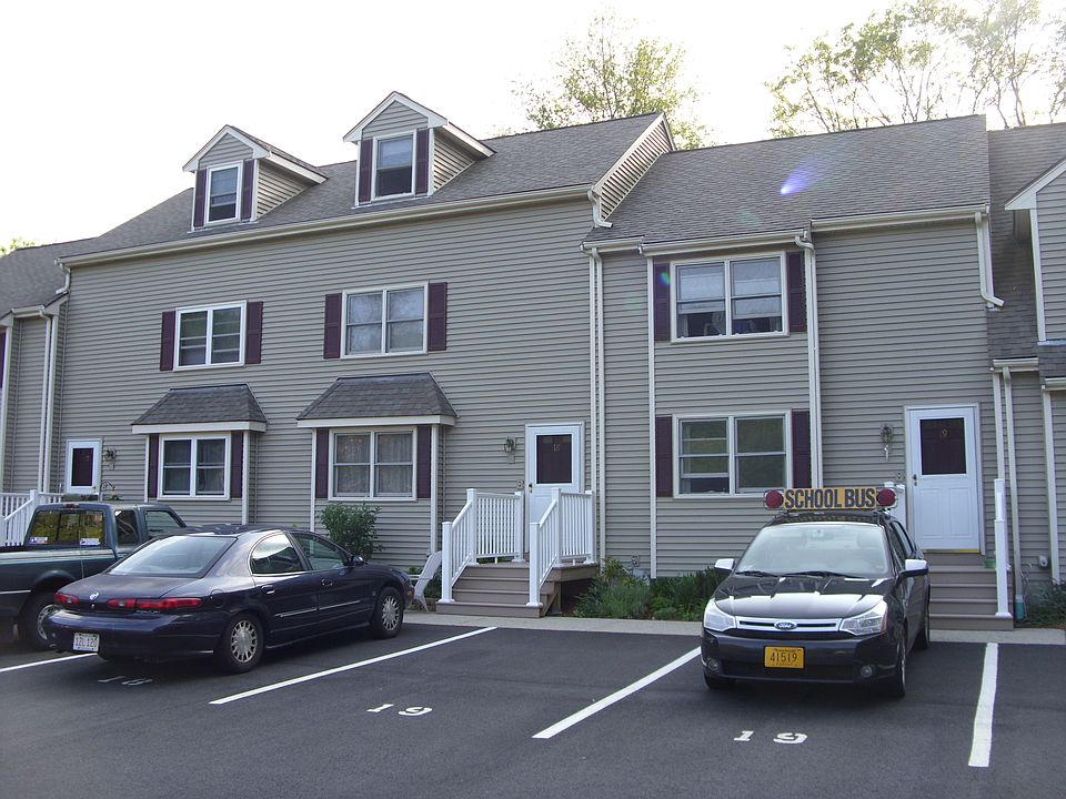1st image of 18 Heritage Dr