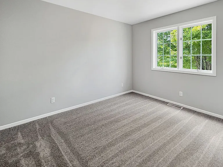 3200 Lakeside Dr — Photo 19