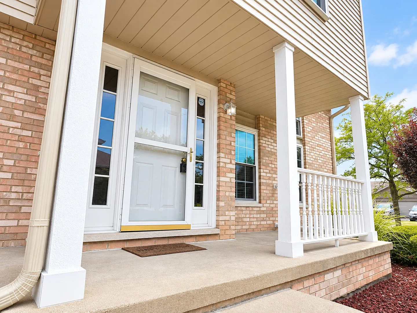 3 bed, 2.5 bath, 1500 sqft, $3,000 — Photo 2